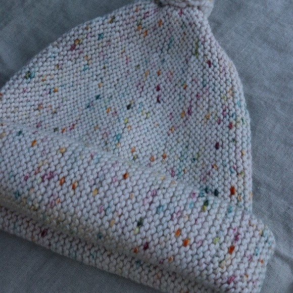 Misha & Puff Adult Merino Wool Garter Hat In Stained Glass Confetti - Picture 3 of 11